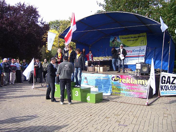 gal/2_2MaratonKolobrzeg2007/2007_09_30_12_27-002.JPG